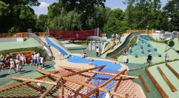 Plac zabaw Park Ujazdowski: Otwarty cały rok! Co nowego?